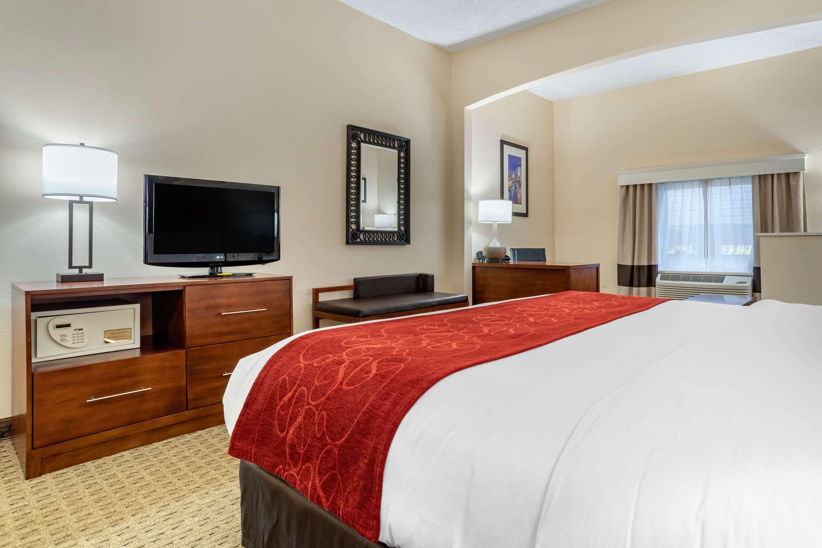 Comfort Suites Airport Jacksonville Exterior foto